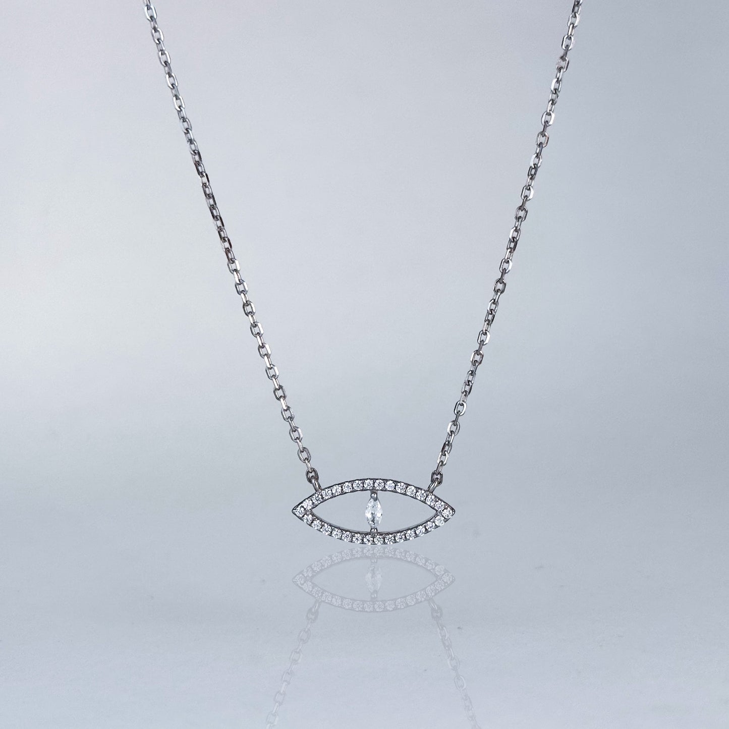 MAVIE NECKLACE