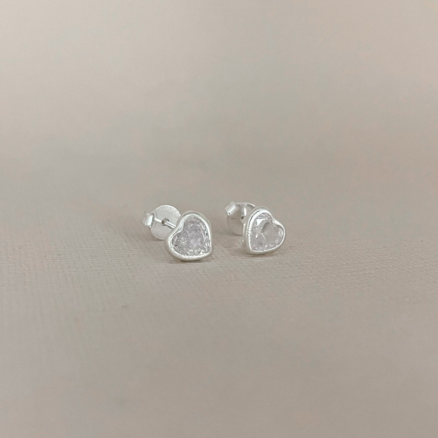 IVY HEART EARRINGS