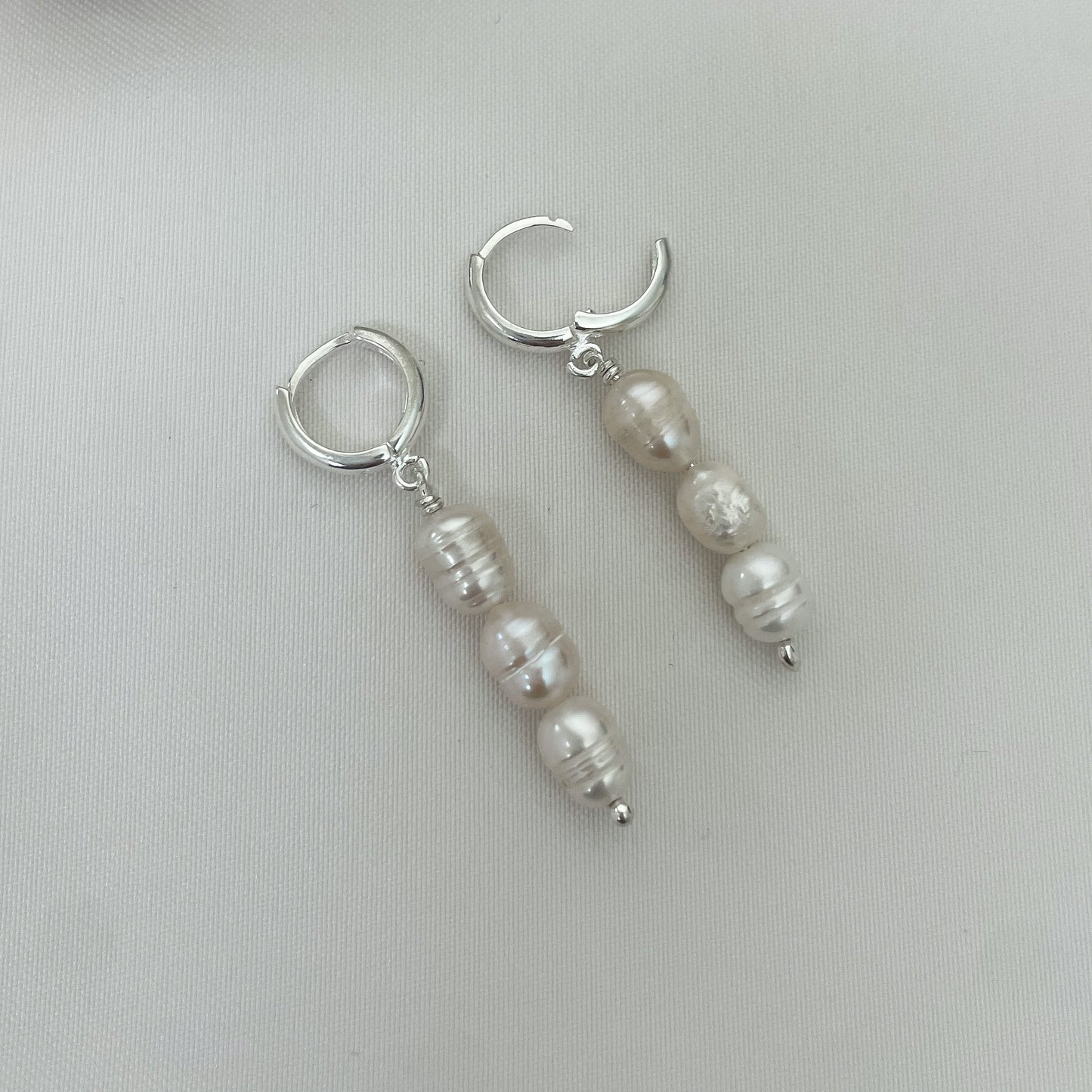 EZE HOOPS EARRINGS